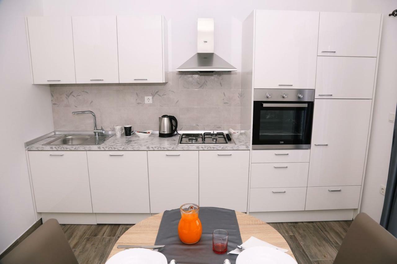Apartments Tonia Br. 1 ザヴァラティサ エクステリア 写真